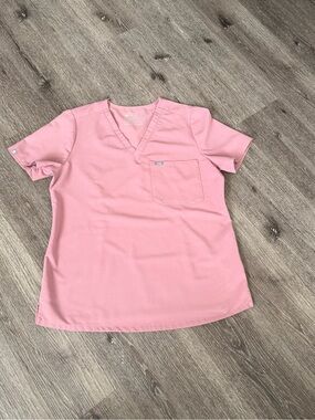 Figs Women's V-Neck Scrub Top in Dusty Rose Pink